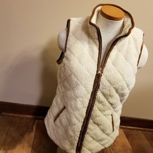 Old Navy quilted vest